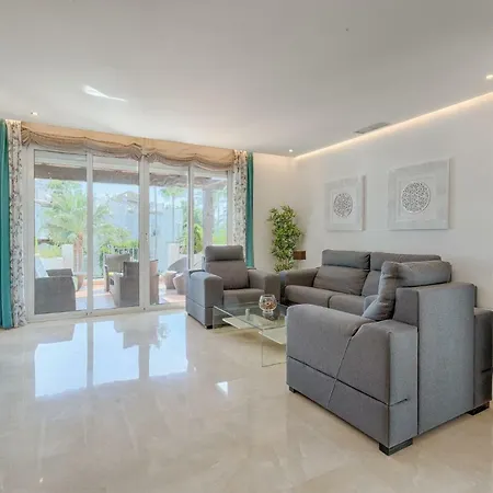 Апартаменты Hanami Alcazaba Penthouse Эстепона