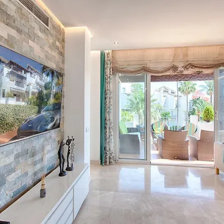 Hanami Alcazaba Penthouse Apartman *