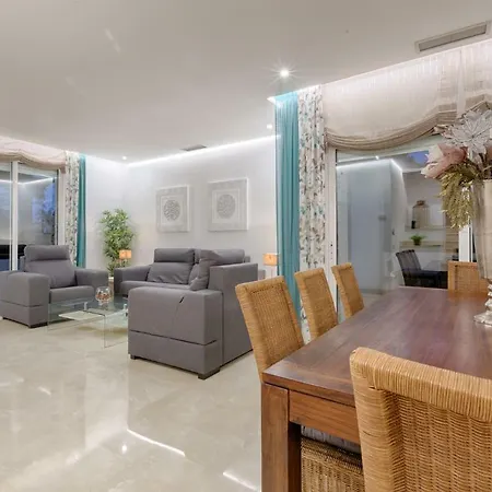 Hanami Alcazaba Penthouse *