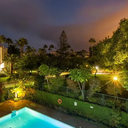 Hanami Alcazaba Penthouse Lejlighed Estepona